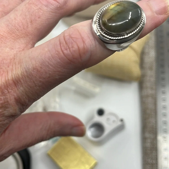 💎 Stunning Labradorite Ring - Blue/Green Flash - Sterling Silver, Size 6 - Picture 3 of 17